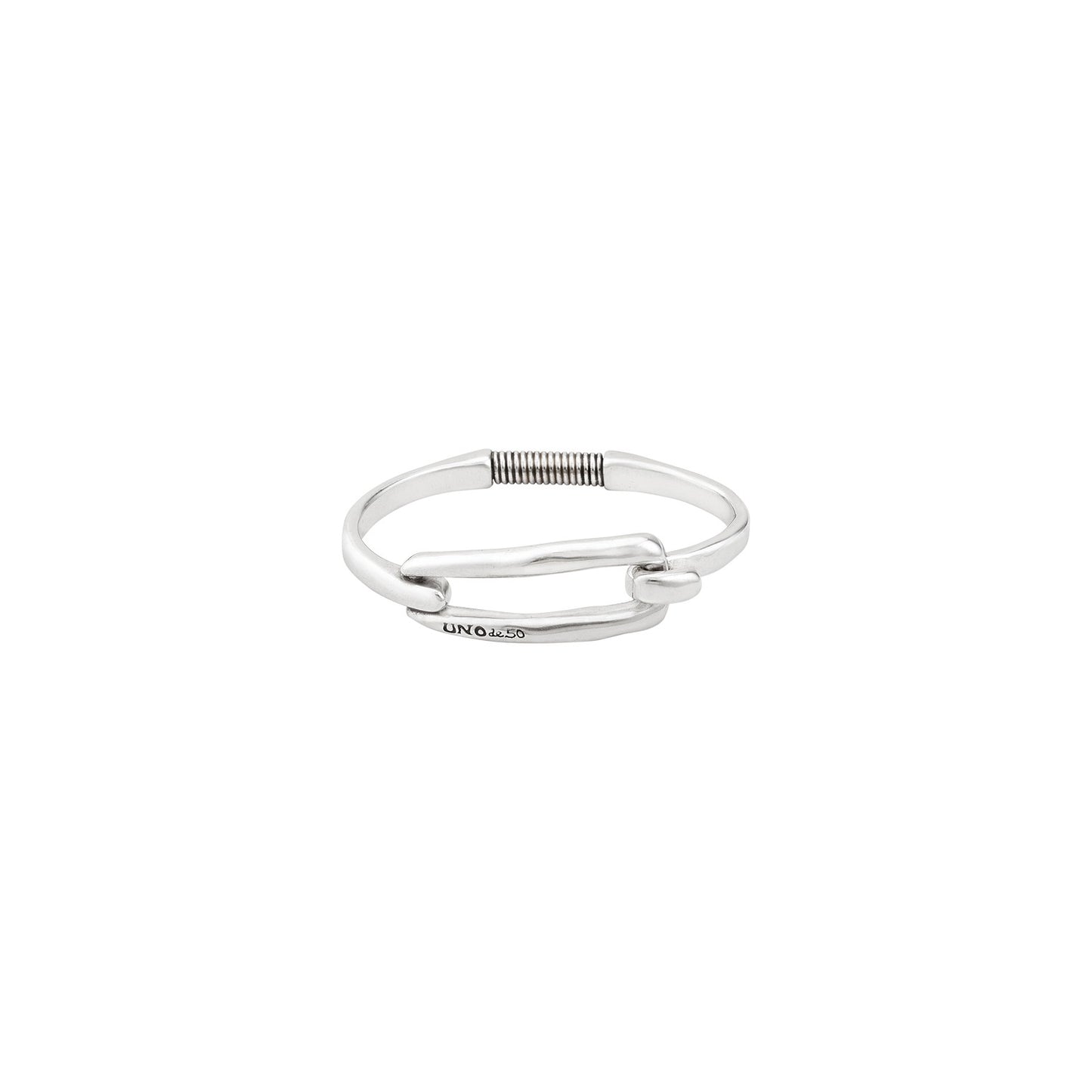 Bangle bracelet with buckle