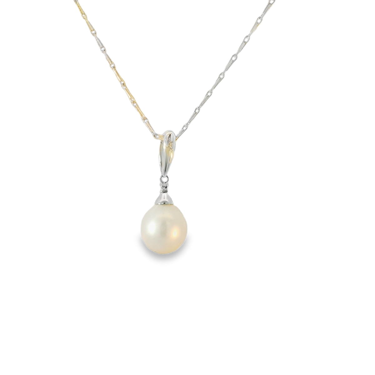 GP2018W9ct WG Diamond + FWP Drop Pendant