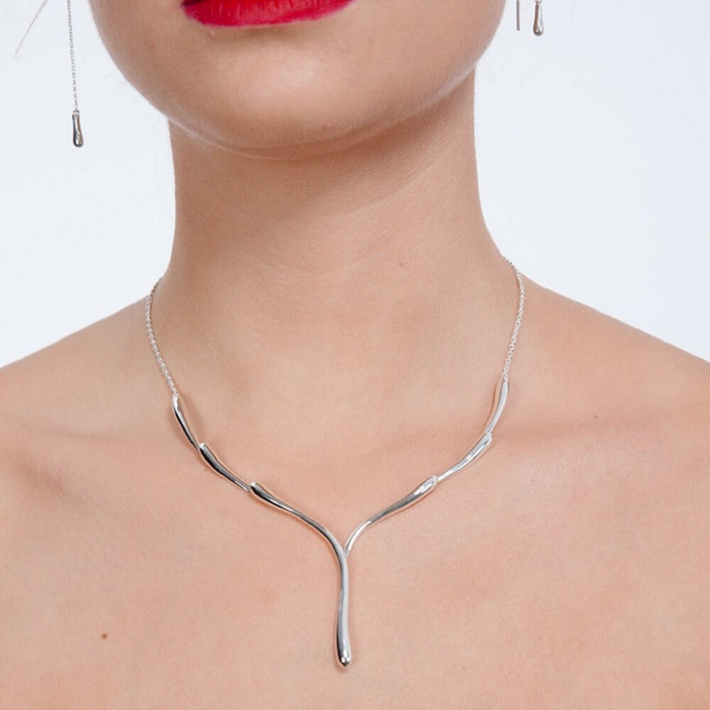 Single Melting Drip Necklace