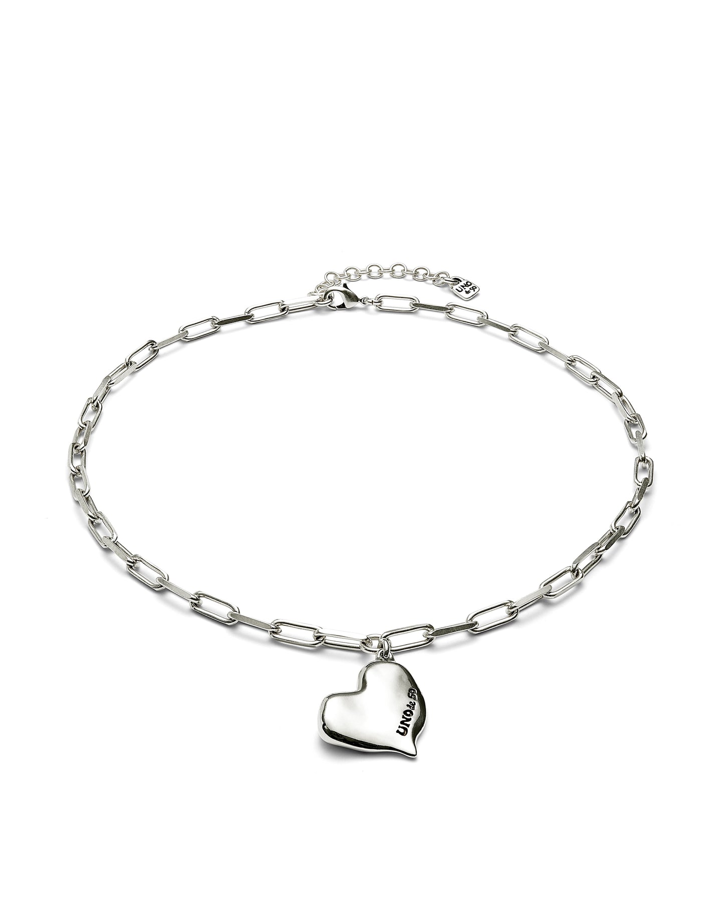 Link chain necklace with heart